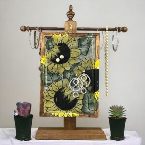 Hand-Painted Earring Organizer — Sunflowers Design | Classic Series