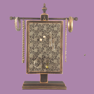 Hand-Painted Earring Holder – Diamond Design | Classic Series