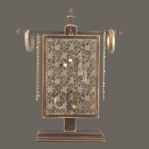 Hand-Painted Earring Holder – Diamond Design | Classic Series
