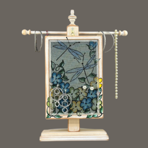 Hand-Painted Earring Holder — Dragonflies Design | Classic Series